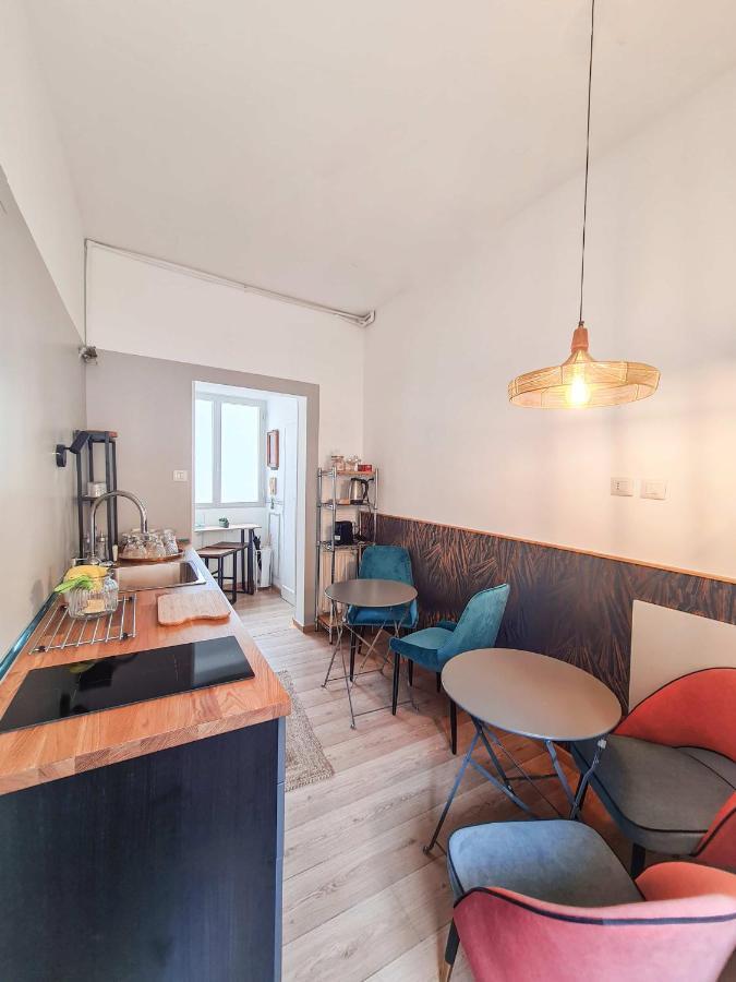 Via Vittoria Quattro Lägenhet Rom Exteriör bild